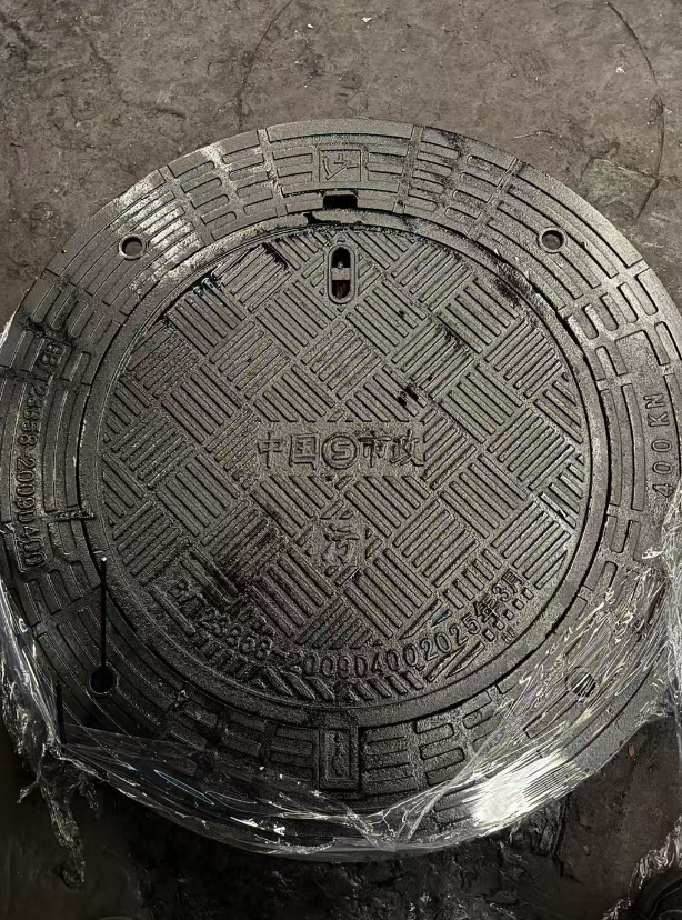 雨花台球墨铸铁防沉降井盖展示